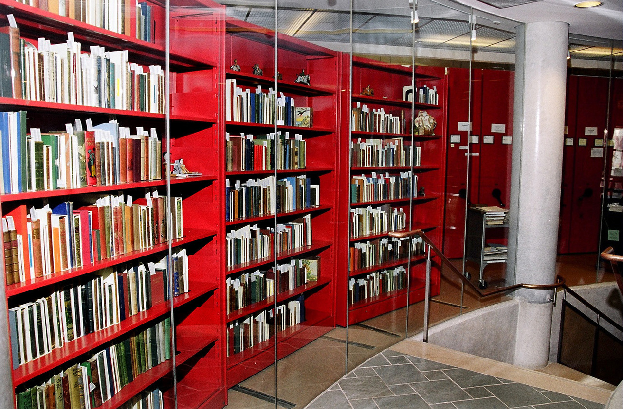 Osborne Collection shelves